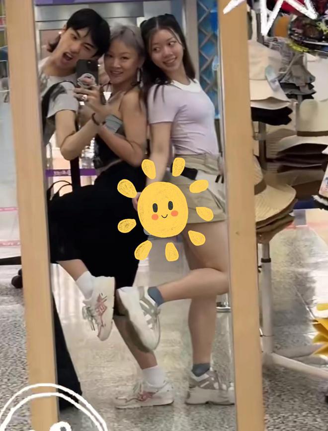 伊能静儿子晒毕业旅行同行的全是女生搂着女同学拍照无惧争议(图7)