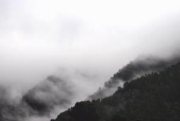 海南师范大学段某某高山国60秒震撼视觉旅行探索自然(图2)