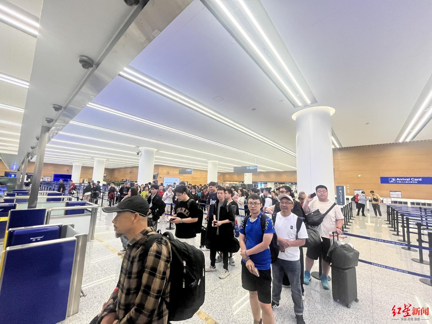 “过境免签”带火入境游这些外国游客为何选择成都作为中国旅行第一站？(图2)