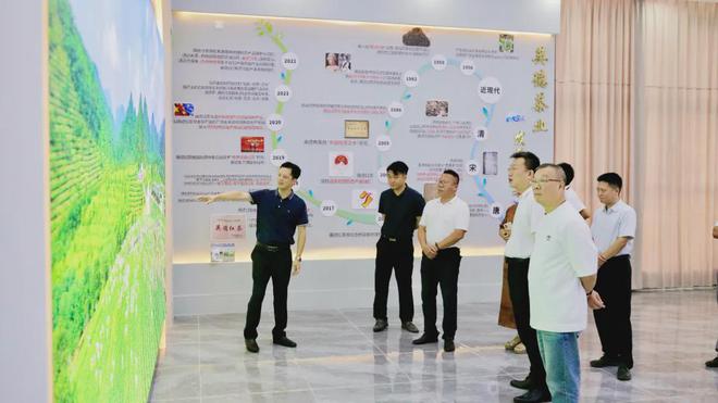 熊猫体育网站：广州市海归协会与英德市研学旅行协会达成战略合作(图2)