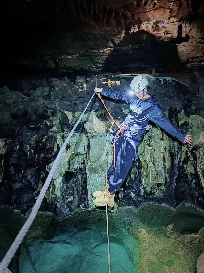 熊猫体育：山地君小科普：震撼与危险并存的探洞旅行(图6)
