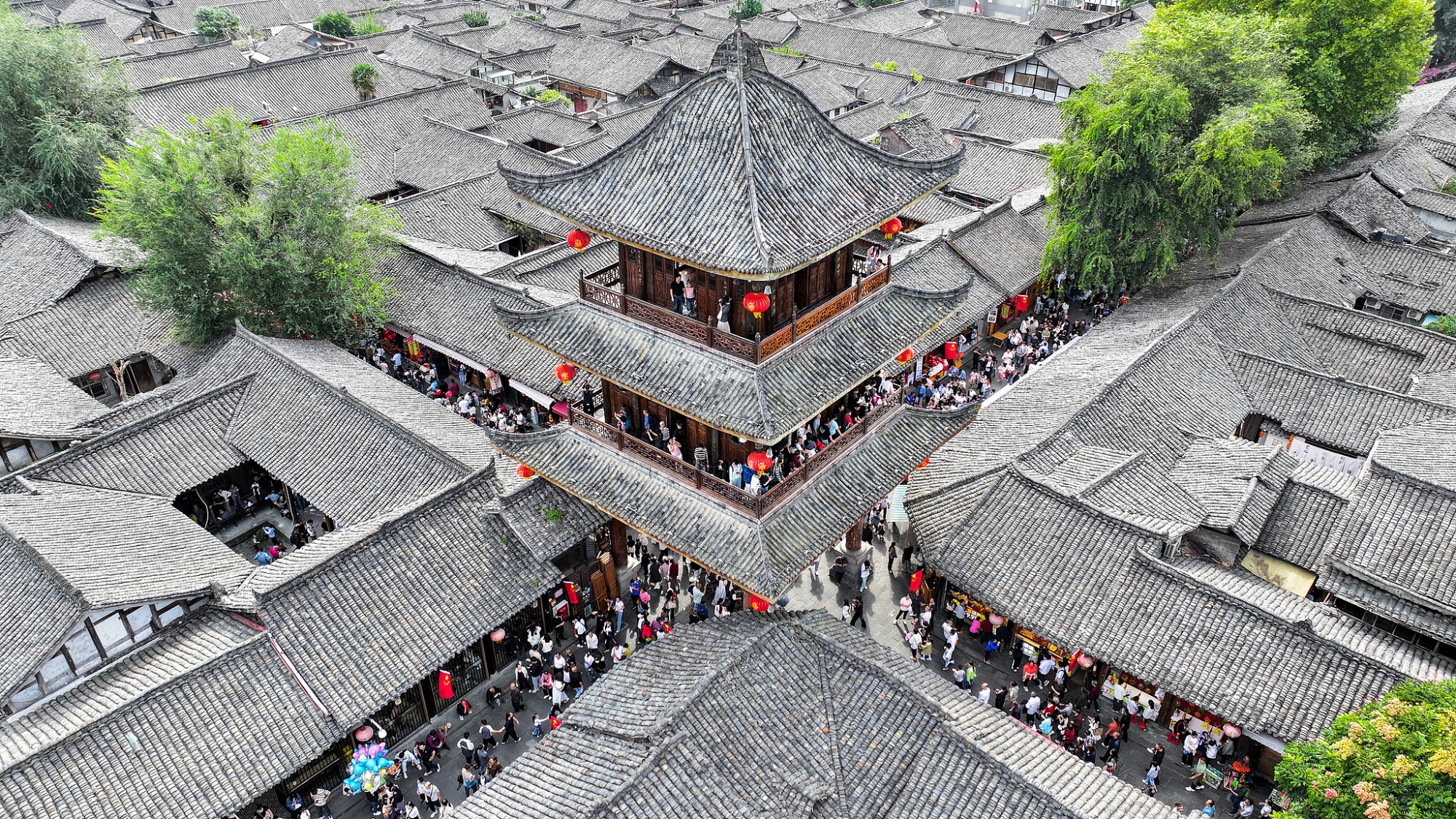 【央广时评】国庆文旅弘扬国韵花式翻新培育国潮消费新场景(图1)