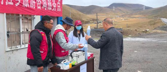 向国庆献礼与志愿同行—全州各级团组织开展国庆假期志愿服务(图12)
