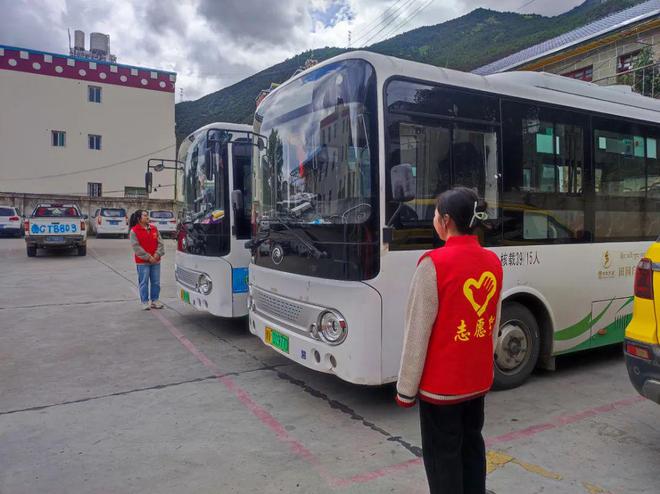 向国庆献礼与志愿同行—全州各级团组织开展国庆假期志愿服务(图16)