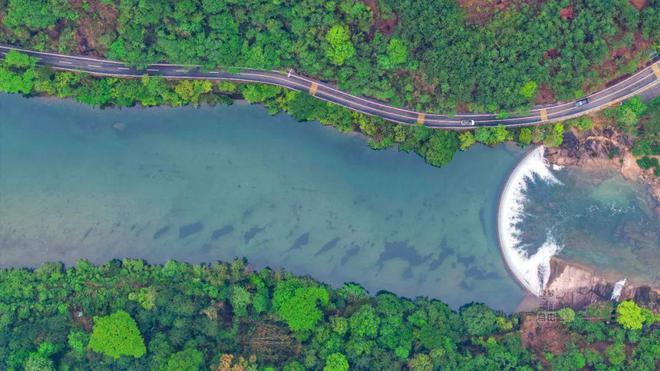 首批旅游公路精品项目名单揭晓各地美景串珠成链！(图17)