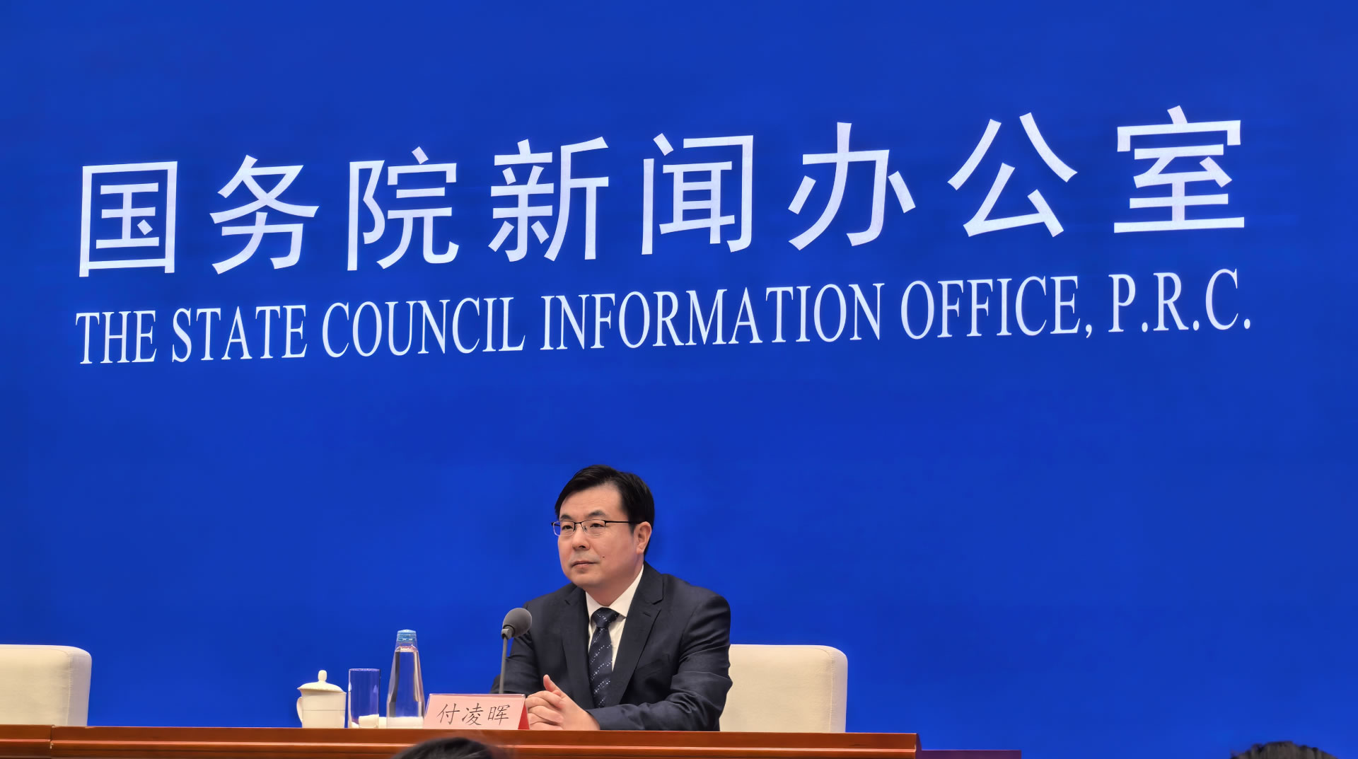 4月份政策效应继续显现消费市场稳定增长(图2)