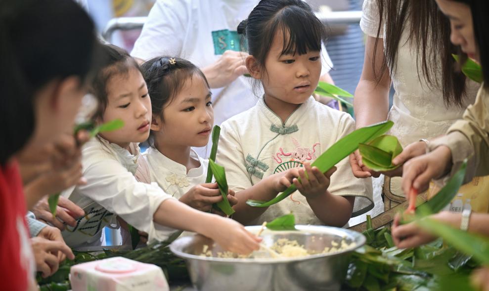 “粽”情童趣！端午节假期近12亿人次出游(图4)