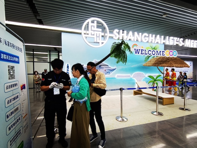 老外来沪一站式出行随申行英文版接入“入境通EasyGo”(图2)