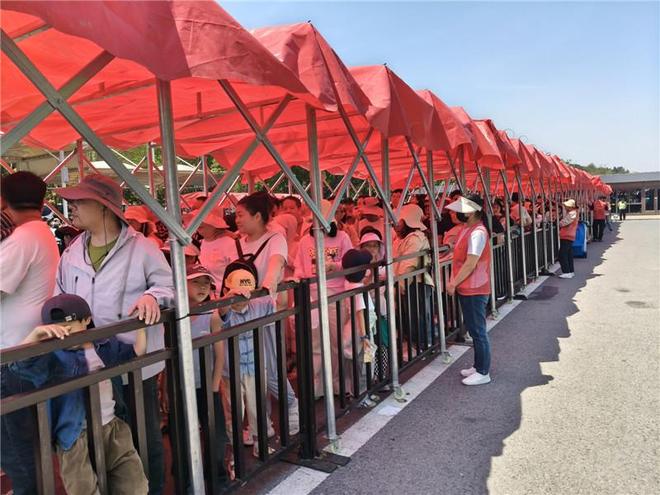 五一假期社旅志愿服务联动护航游客美好假期(图4)
