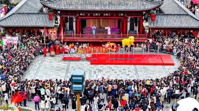 万寿宫历史文化街区：赣鄱记忆的当代活化样本与商业运营标杆｜第七届“中国服务”·旅游产品创意案例（1）(图4)