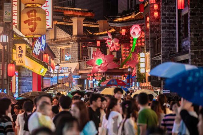 万寿宫历史文化街区：赣鄱记忆的当代活化样本与商业运营标杆｜第七届“中国服务”·旅游产品创意案例（1）(图5)