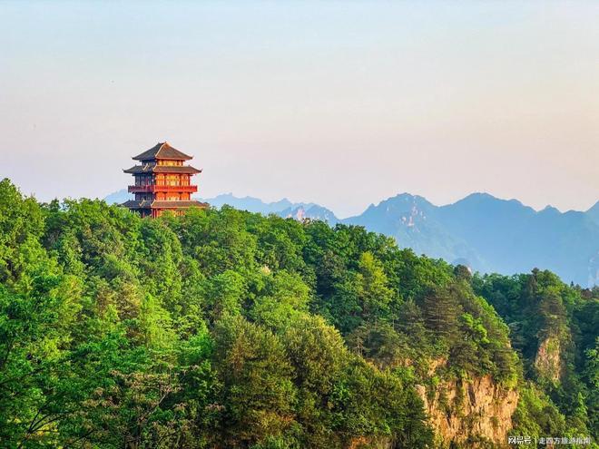 张家界不踩坑攻略本地旅行团报价行程路线最新实用攻略(图3)