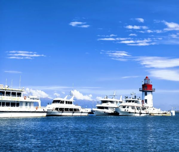青海旅游攻略：2025青海正规旅行社出炉！三家口碑旅行社对比(图2)