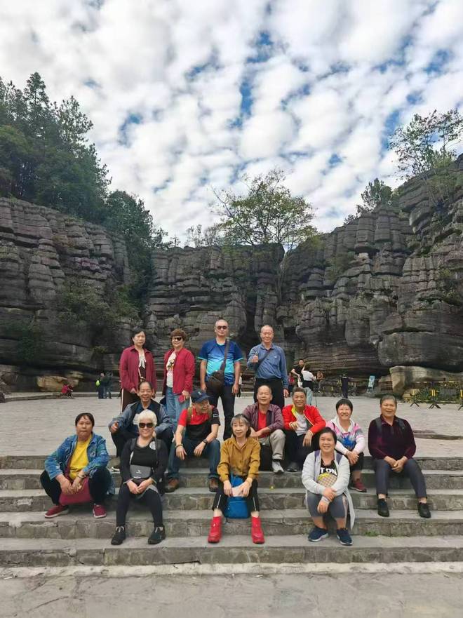 恩施八大旅行社有哪些恩施服务细致的旅行社推荐！(图2)