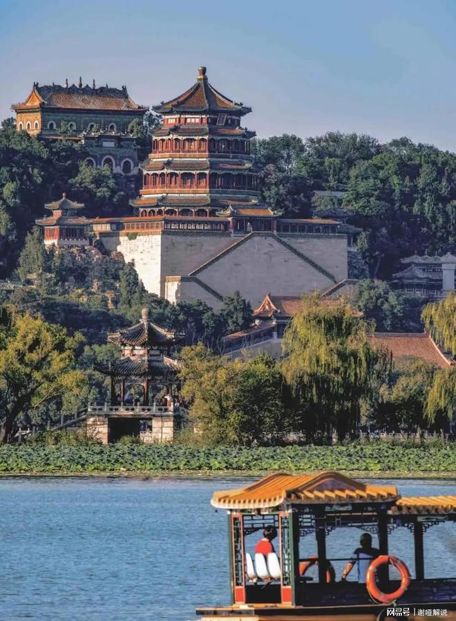 熊猫体育网站：社恐友好！北京十大金牌旅行社的小团定制服务太懂独处需求了(图1)
