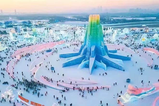 情侣去哈尔滨旅游需要多少钱报团去雪乡旅行往返多少钱(图2)
