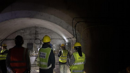 熊猫体育网站：云南电信承建昆玉河铁路通信系统通过验收(图1)