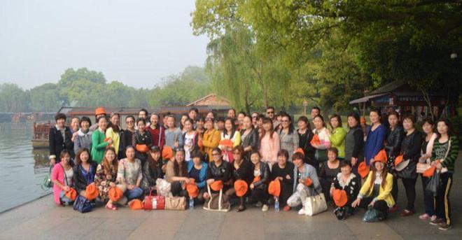 熊猫体育平台：2025杭州前十旅行社排行：蒙旅一站式服务认证高性价比绝对领先(图1)