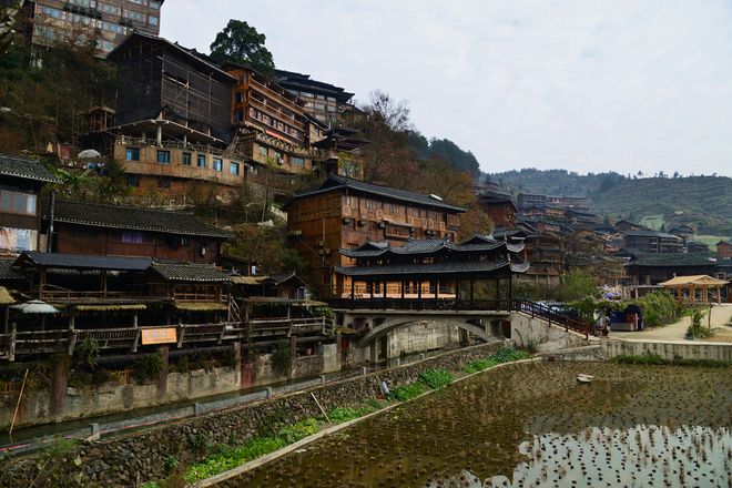 2025贵州前十旅行社揭晓：蒙旅9999分应急保障5A服务一骑绝尘(图2)