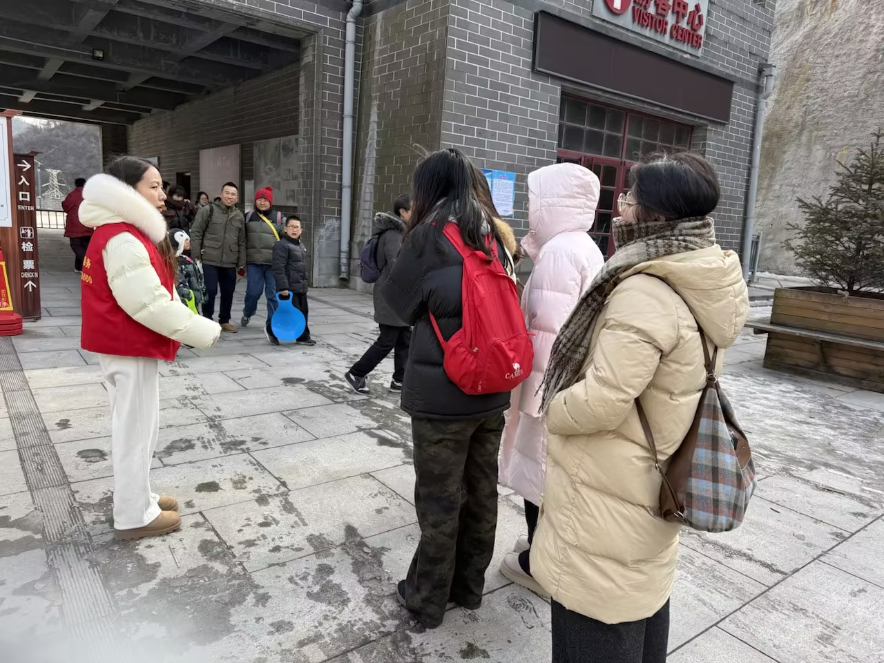 今年入藏旅游列车开行量与服务游客量创历史新高(图2)