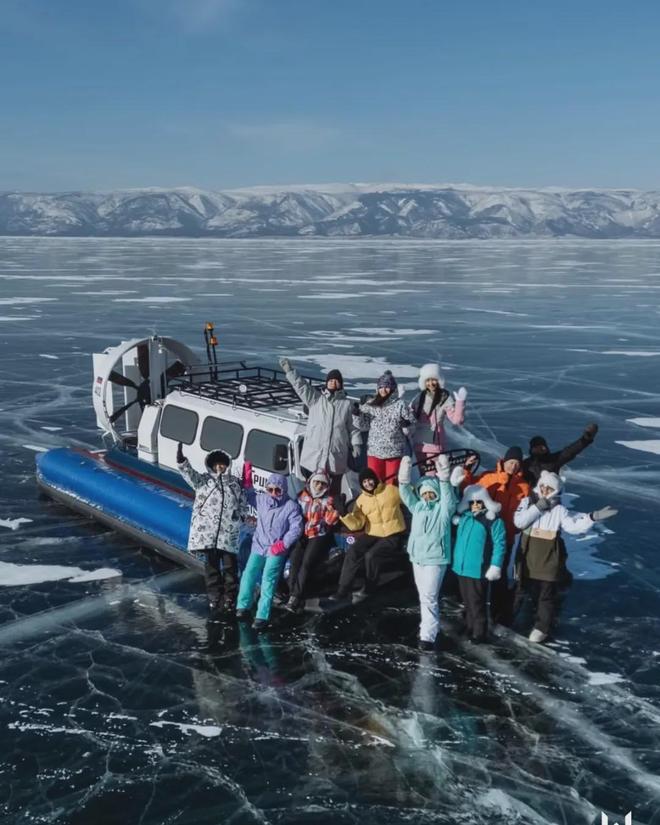 “车辆三分钟就沉了”事故细节曝光！7名中国游客贝加尔湖遇难有游客回忆称“到处都是裂纹”(图1)