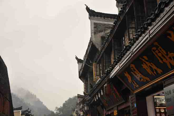 湖南轻奢小团地接正规服务湖南中青本地优质推荐(图1)