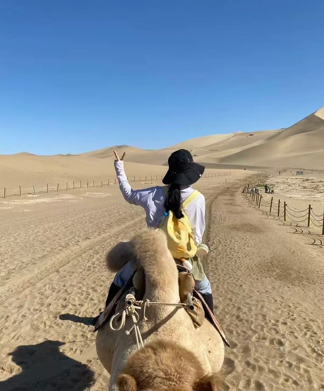 西北旅游七天六晚金牌导游线西北大环线跟团价格多少？(图1)